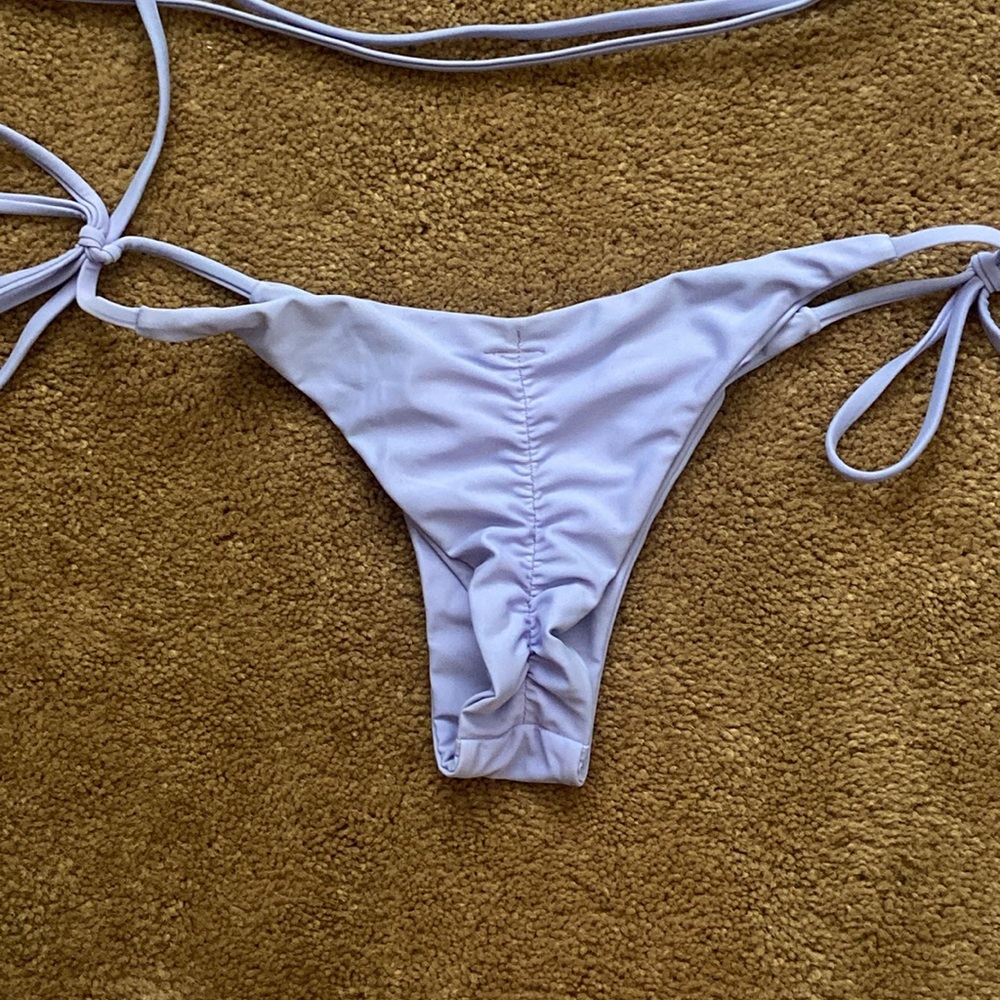 ๐ Bikini ๐ - Picture 4 of 5